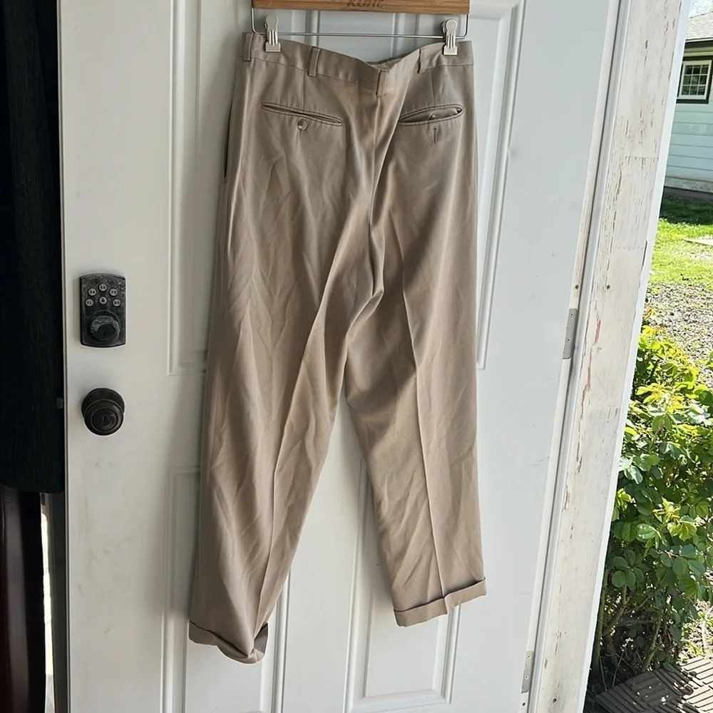 Vintage Levi’s Strauss Slates original fit khaki tan Men's Pants size 32